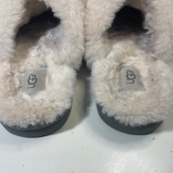 UGG Hard Sole Slip on Slippers Size 9 - Picture 5 of 12
